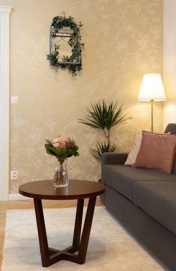 Appartement Seno6 *